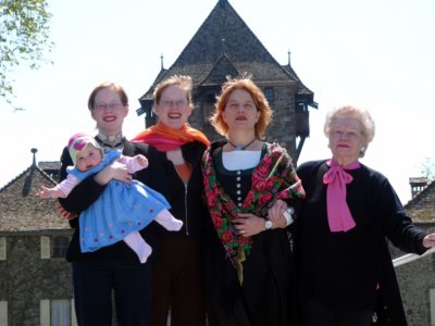 Photo de famille des femmes propriétaires du Château de Coudrée