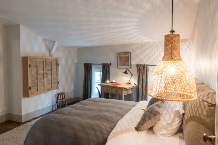 Chambrelit double et suspension en rotin